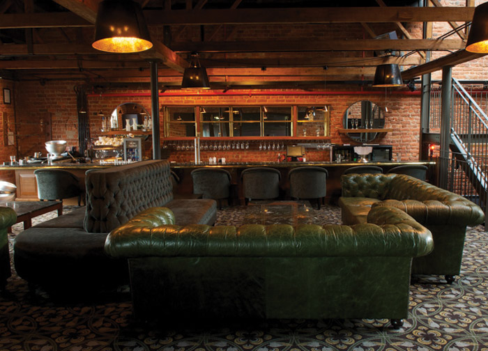 Multi-function club in mother city