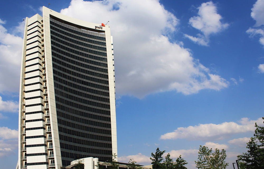 PwC SETS A NEW STANDARD FOR UNIFIED COMMUNICATIONS