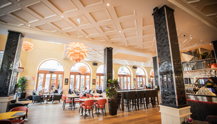 Meyer Sound creates aural ambience for Café Vivaldi