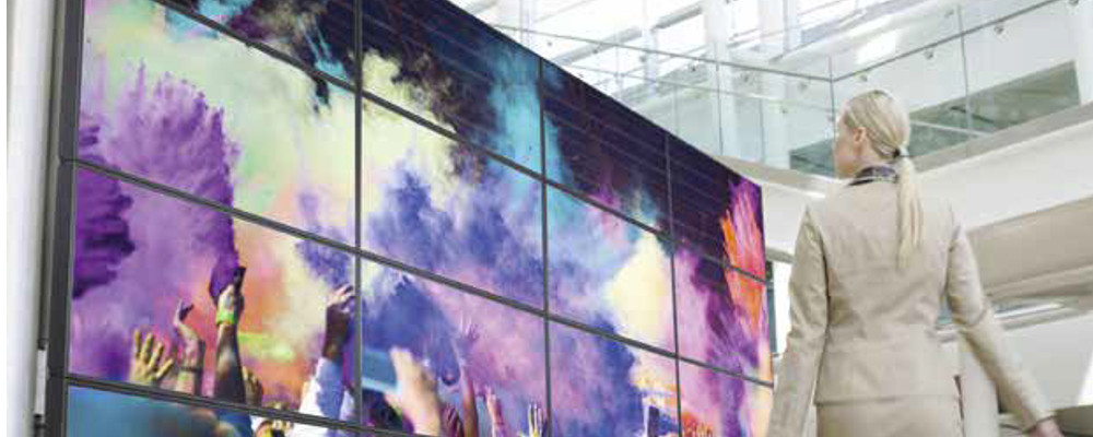 PROFESSIONAL DISPLAYS INDUSTRY THRIVING