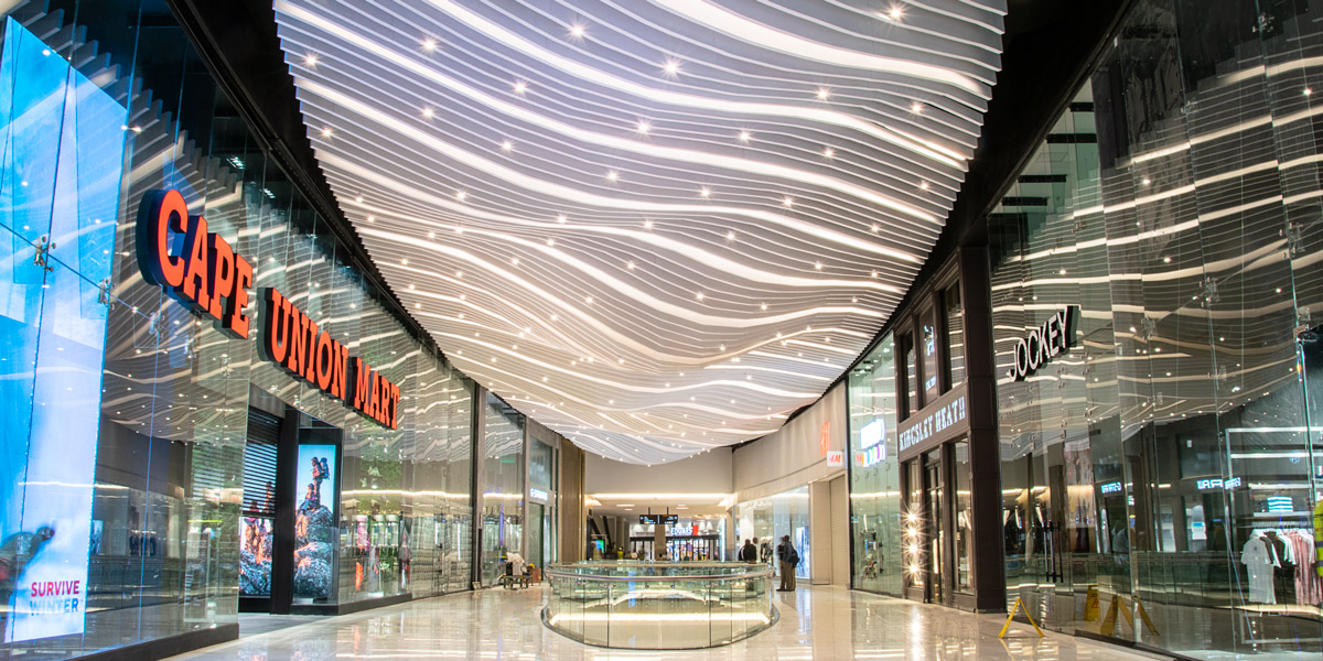BORING RETAIL IS DEAD – LONG LIVE AV