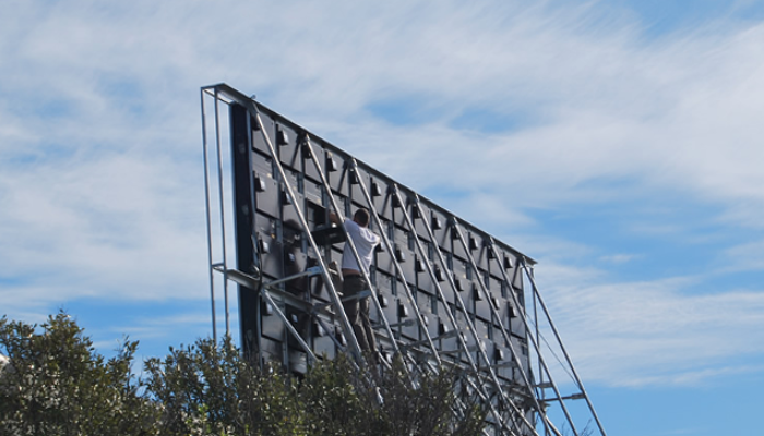 EYECOM LARGE-FORMAT LED SCREENS
