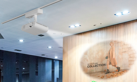 EPSON ANNOUNCES ITS 3,600 LUMENS, WUXGA RESOLUTION, DIGITAL SIGNAGE PROJECTOR
